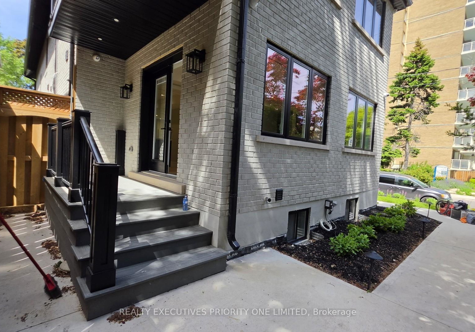 10-lascelles-boulevard-toronto-toronto-ontario-c13522548