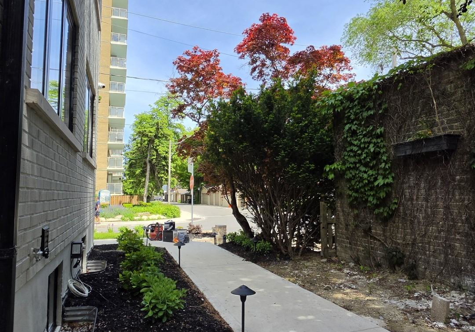 10-lascelles-boulevard-toronto-toronto-ontario-c13522548