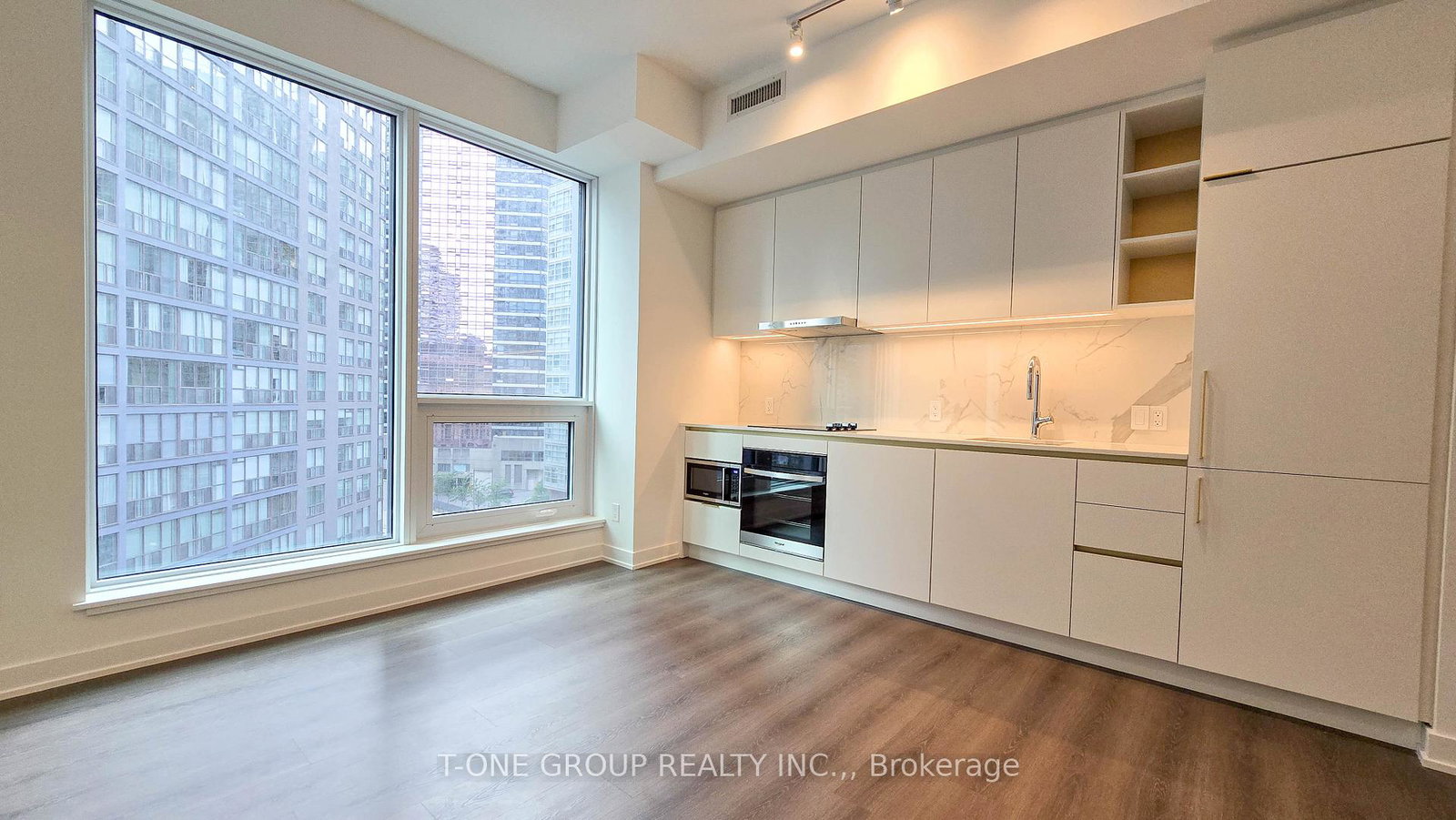 8-wellesley-street-w-toronto-toronto-ontario-c13522578