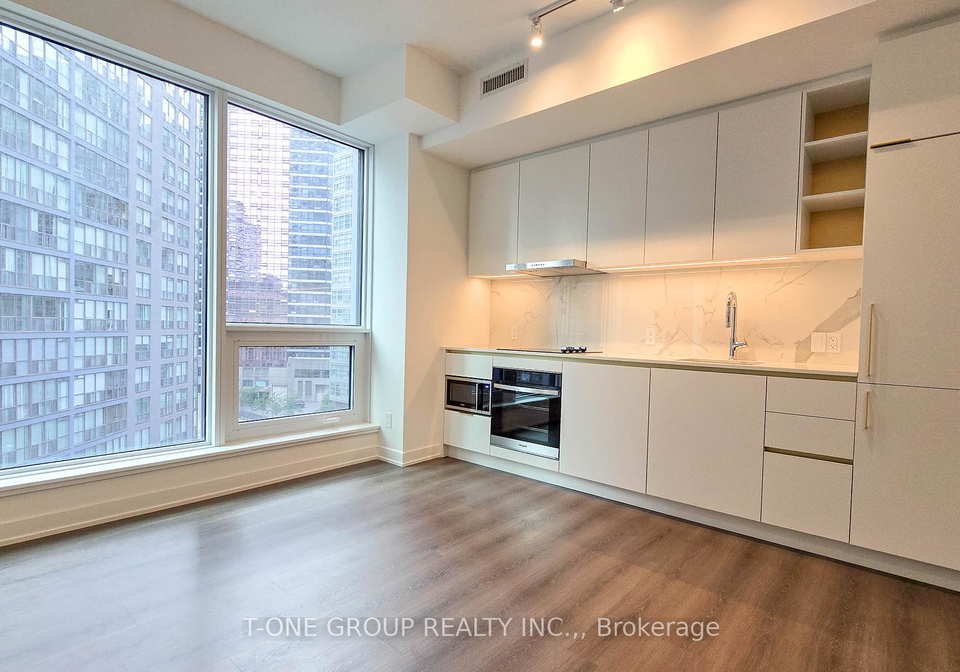 8-wellesley-street-w-toronto-toronto-ontario-c13522578