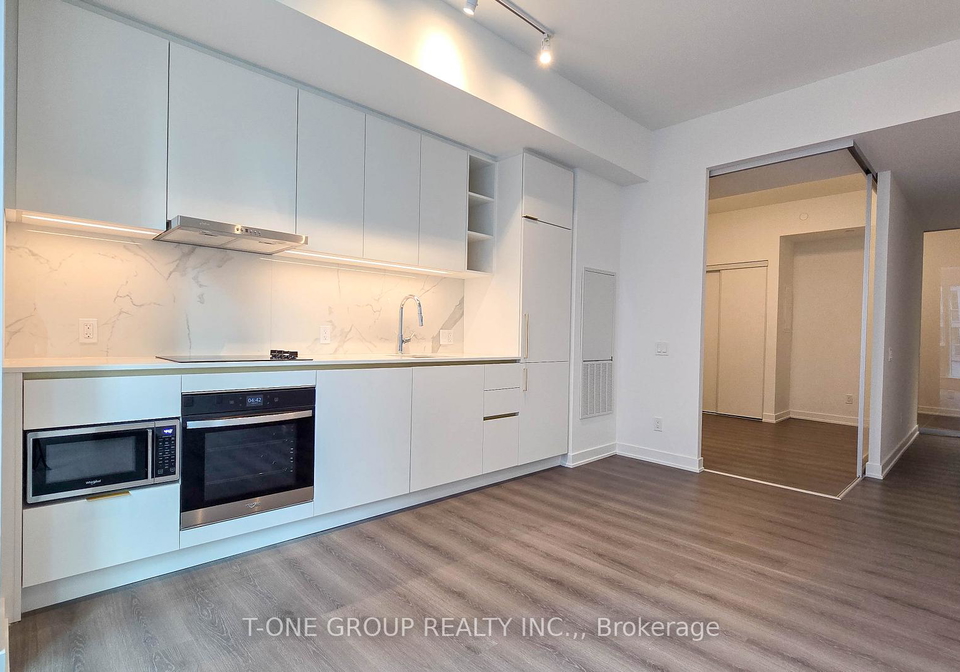 8-wellesley-street-w-toronto-toronto-ontario-c13522578