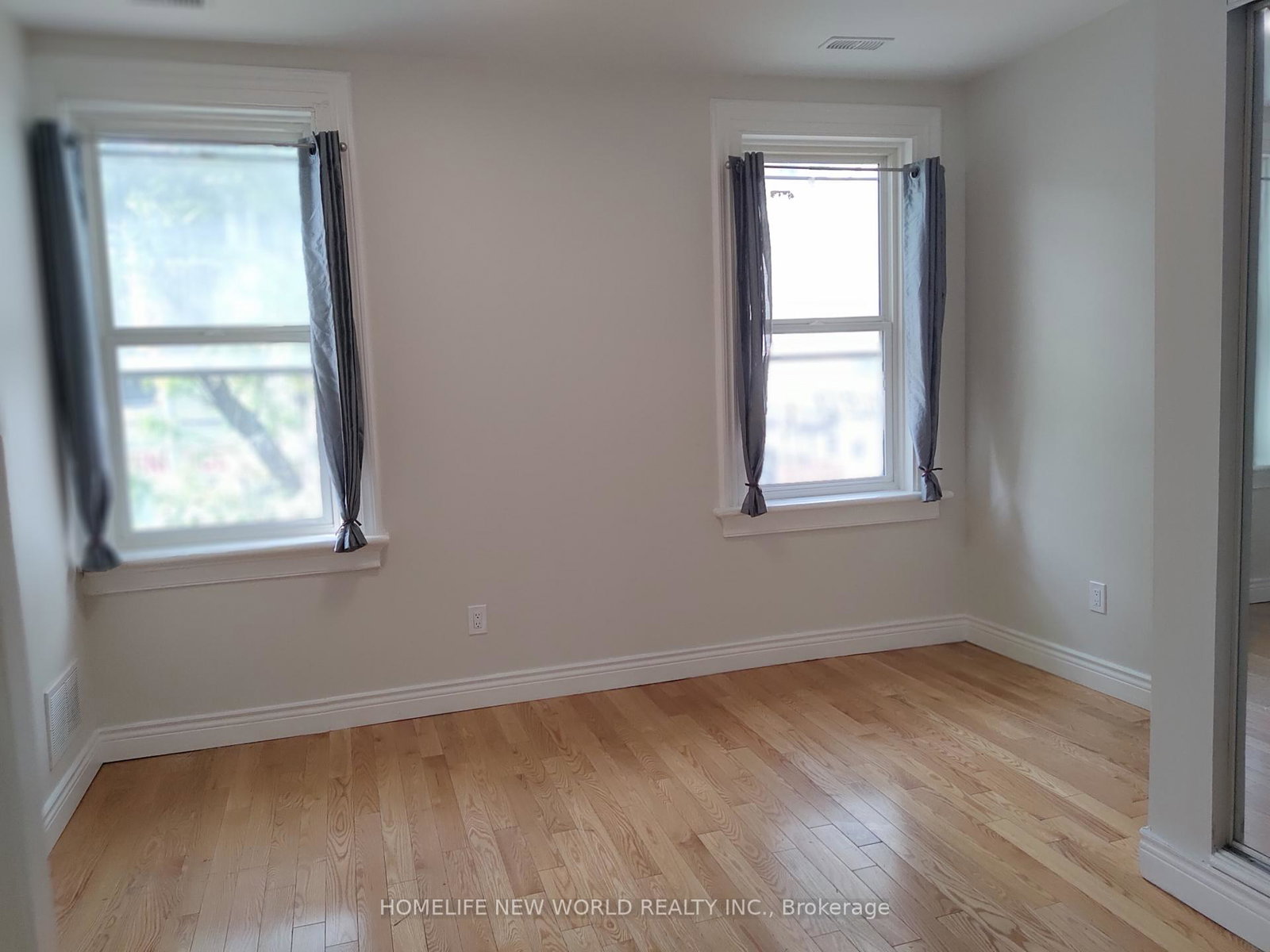 245-queen-street-w-toronto-toronto-ontario-c13522702