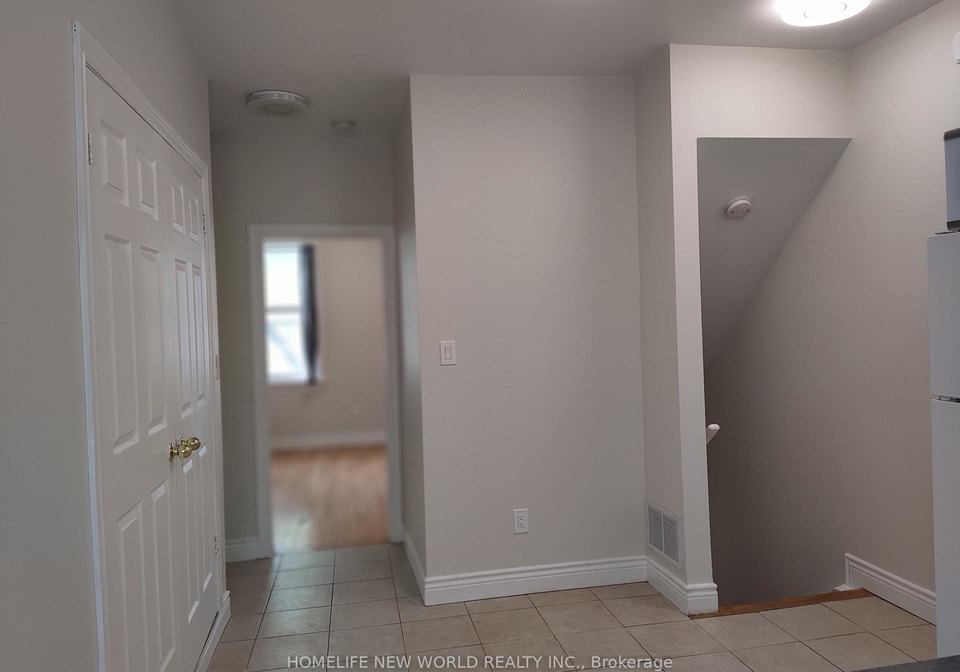 245-queen-street-w-toronto-toronto-ontario-c13522702