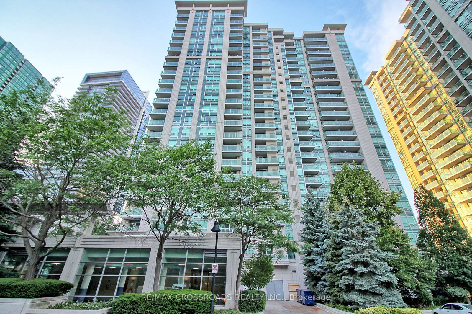 31-bales-avenue-toronto-north-york-ontario-c13522754