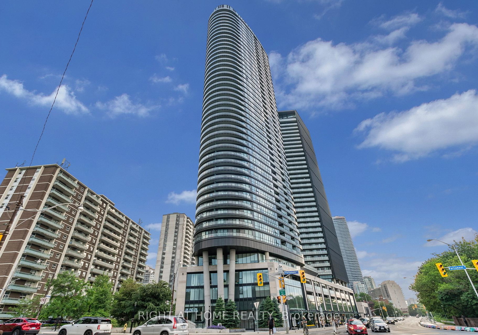 585-bloor-street-e-toronto-toronto-ontario-c13522794