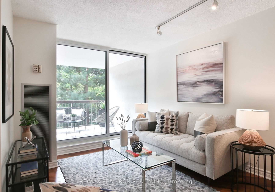 77-maitland-place-toronto-toronto-ontario-c13522874