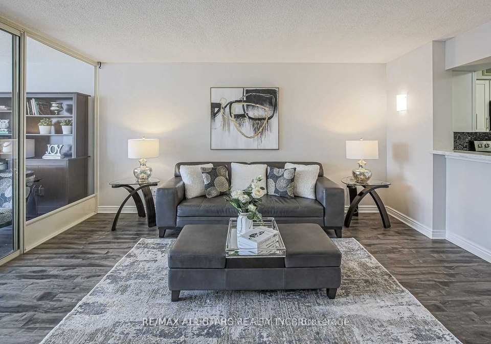 30-greenfield-avenue-toronto-north-york-ontario-c13522878