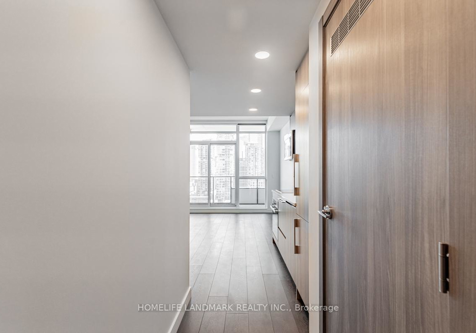 38-widmer-street-toronto-toronto-ontario-c13522928