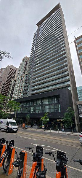 770-bay-street-toronto-toronto-ontario-c13523094