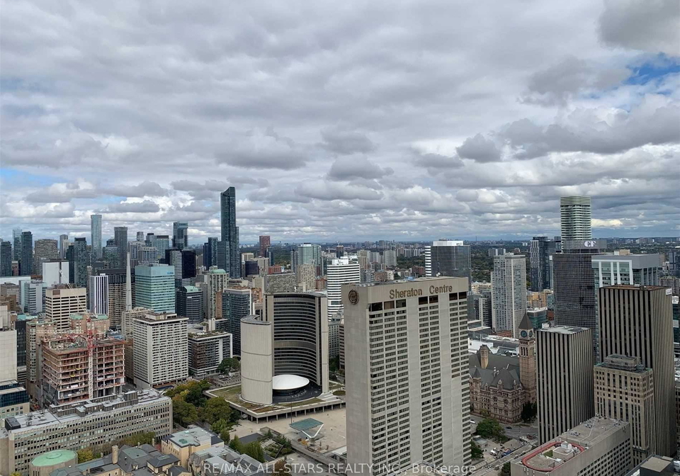 180-university-avenue-toronto-toronto-ontario-c13523340