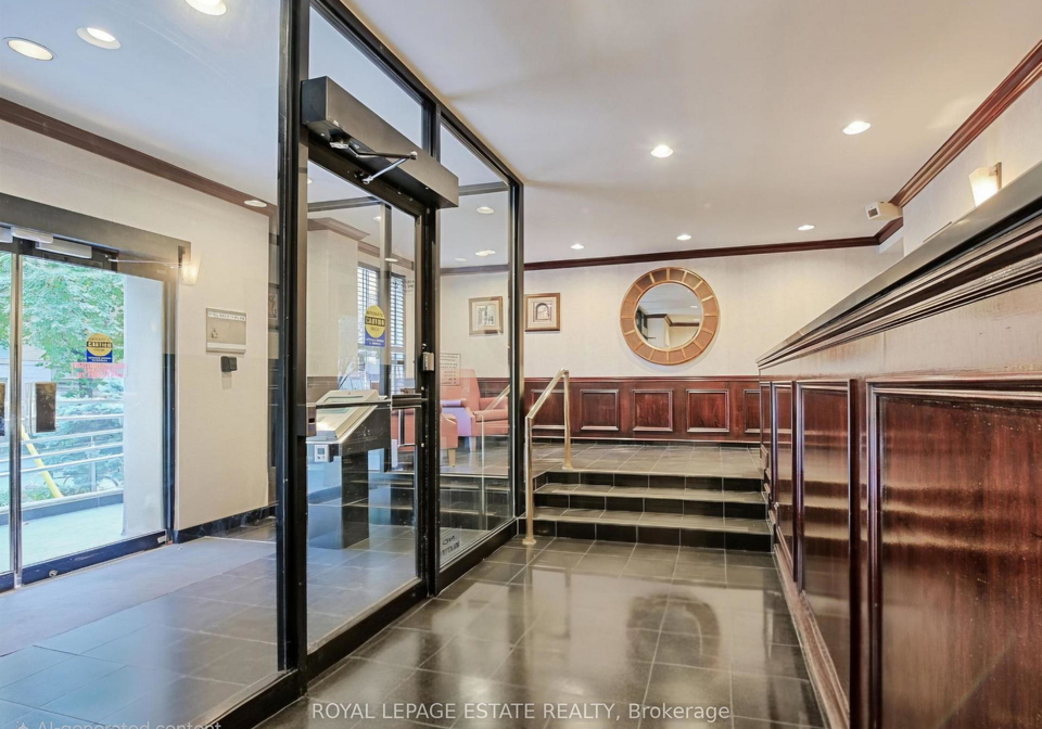 80-charles-street-e-toronto-toronto-ontario-c13523376