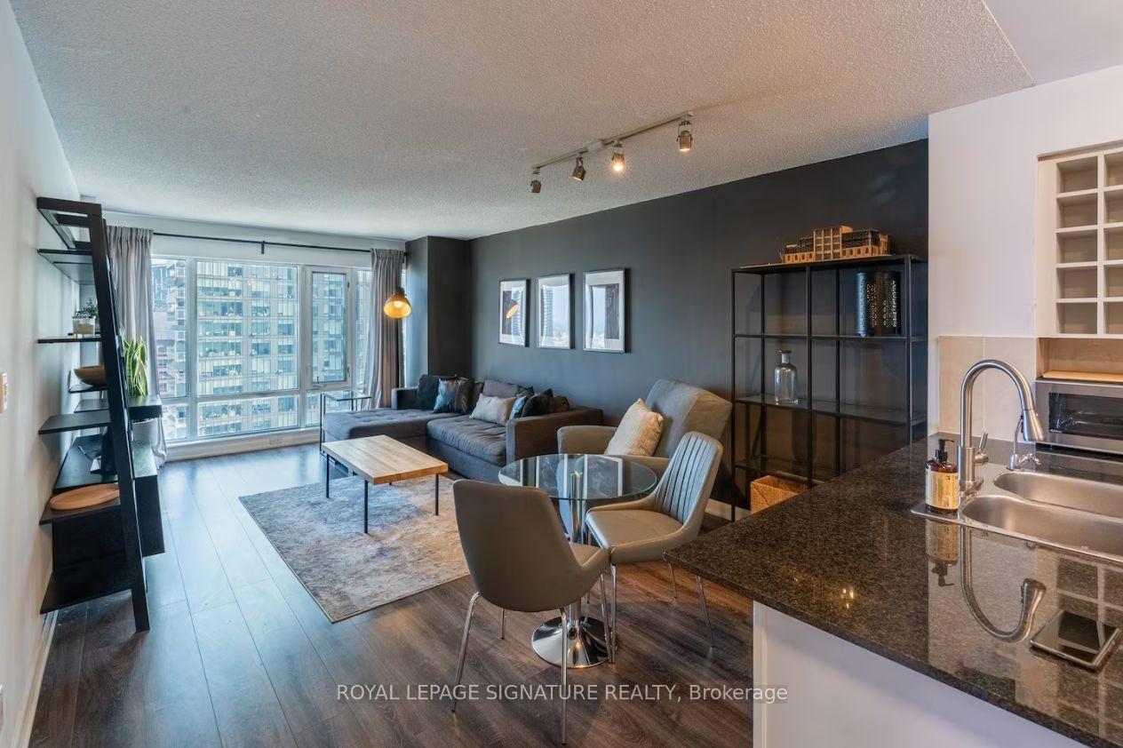 210-victoria-street-toronto-toronto-ontario-c13523516