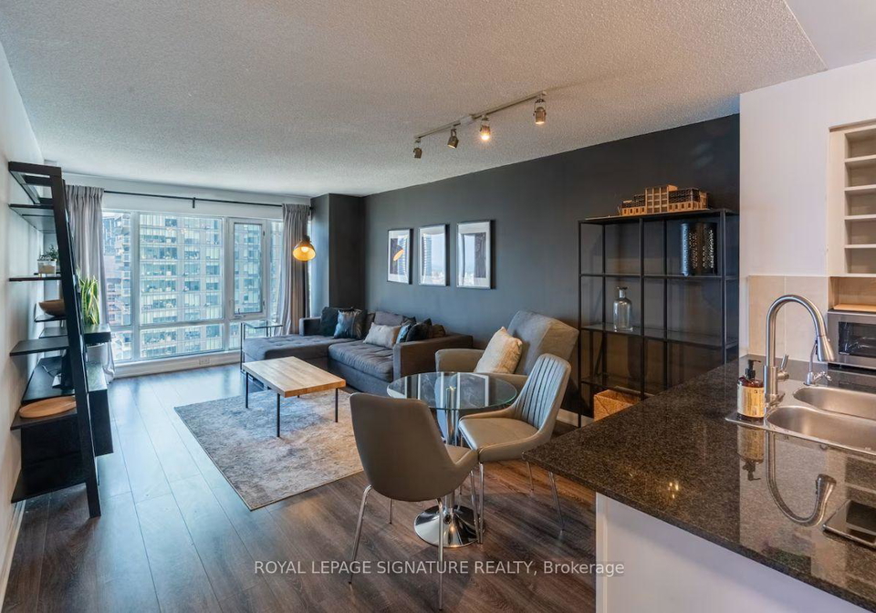 210-victoria-street-toronto-toronto-ontario-c13523516