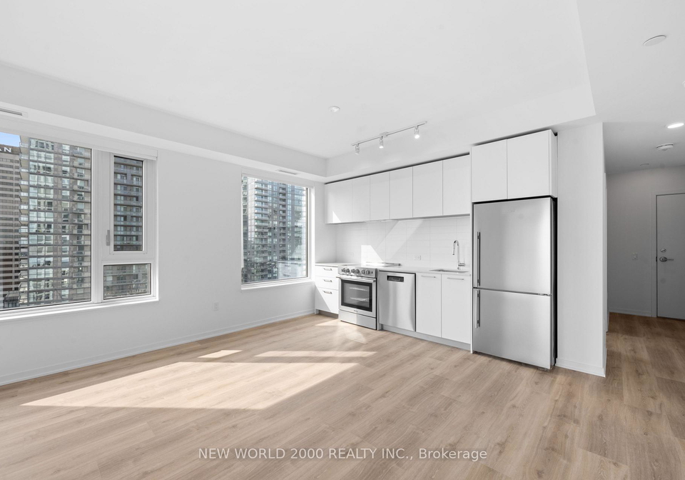 101-roehampton-avenue-toronto-toronto-ontario-c13523612