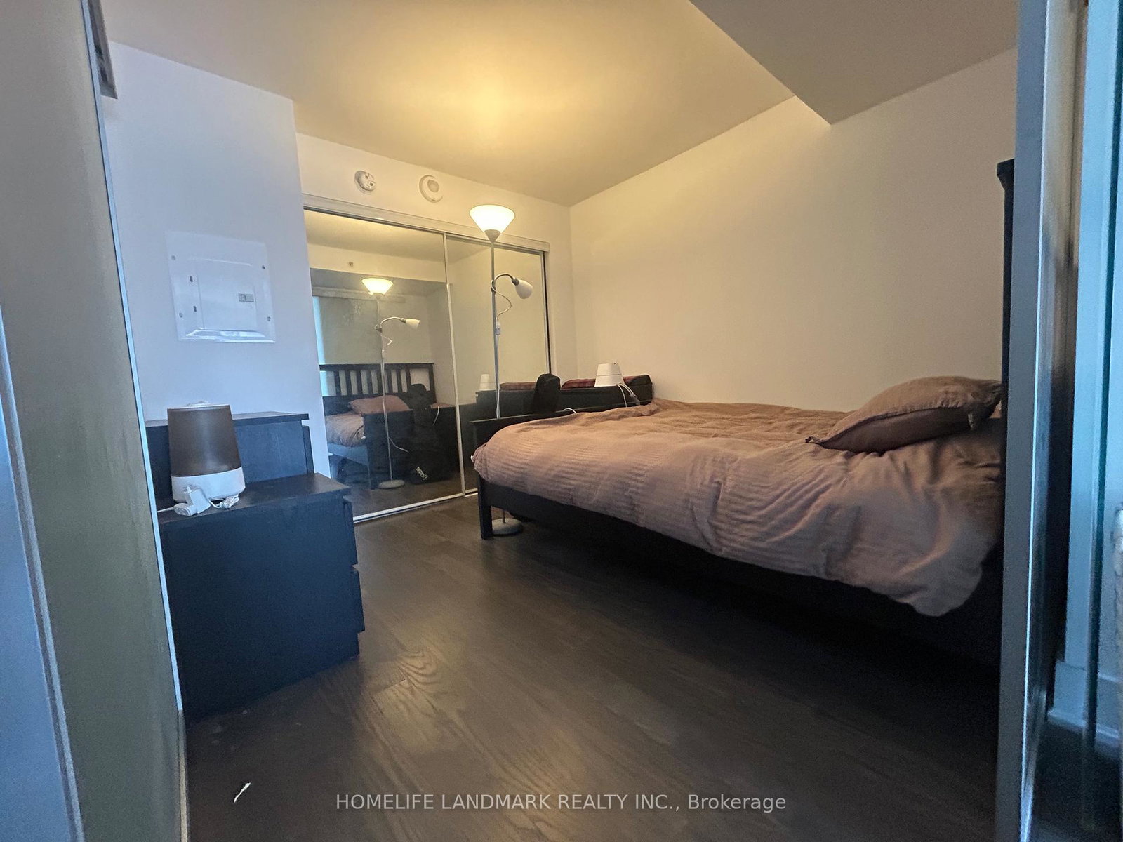 955-bay-street-toronto-toronto-ontario-c13523886