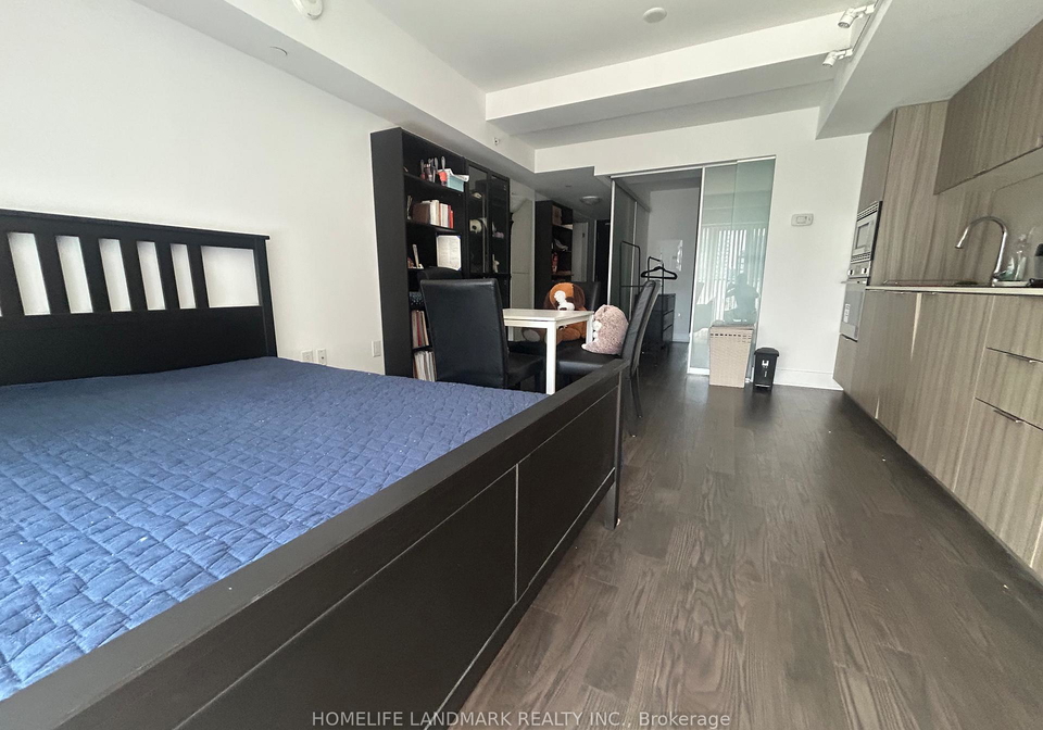 955-bay-street-toronto-toronto-ontario-c13523886