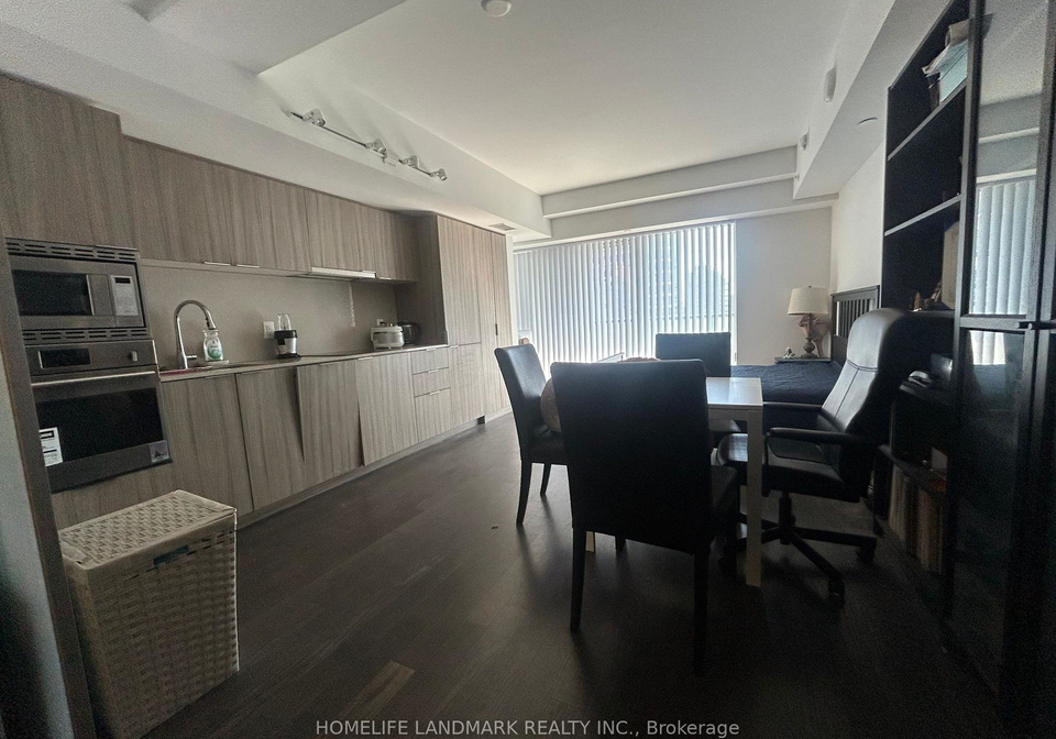 955-bay-street-toronto-toronto-ontario-c13523886