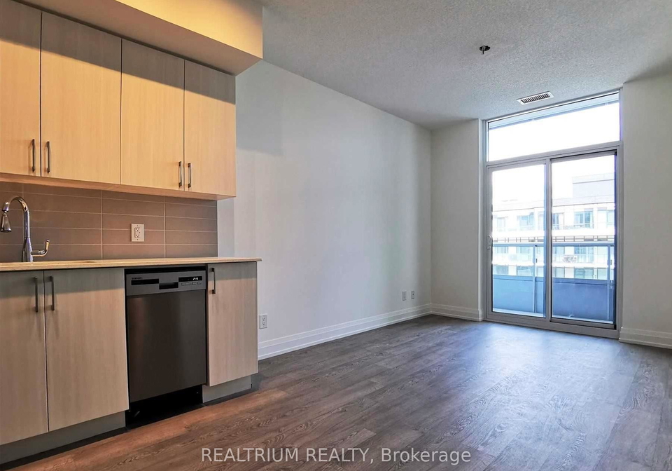 591-sheppard-avenue-e-toronto-north-york-ontario-c13523892