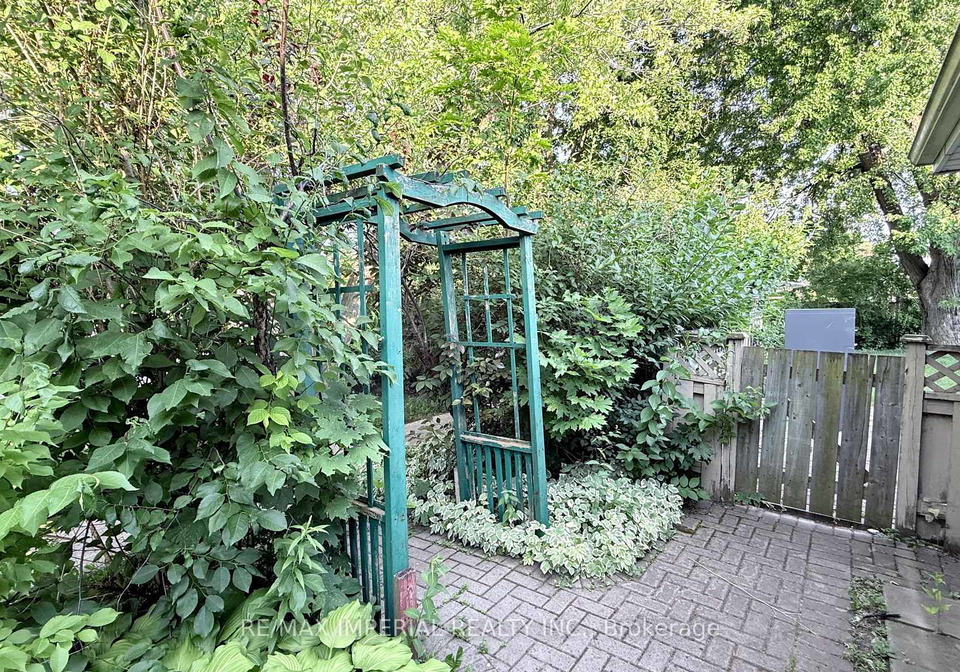95-pleasant-view-drive-toronto-north-york-ontario-c13523962