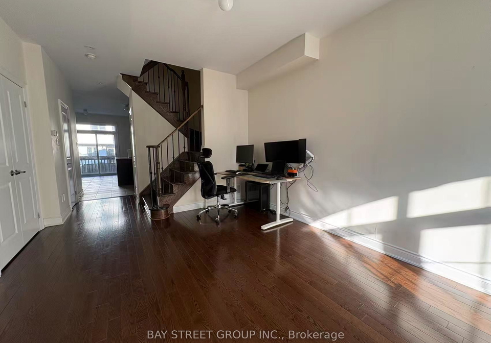9-strawflower-mews-toronto-north-york-ontario-c13524020