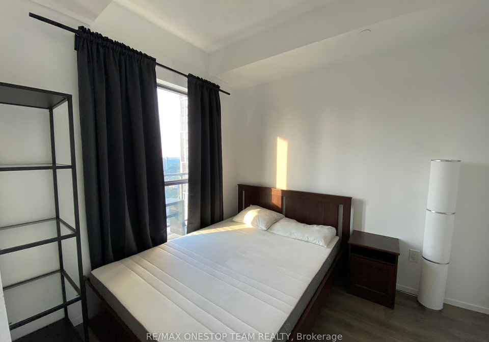 159-dundas-street-e-toronto-toronto-ontario-c13524114