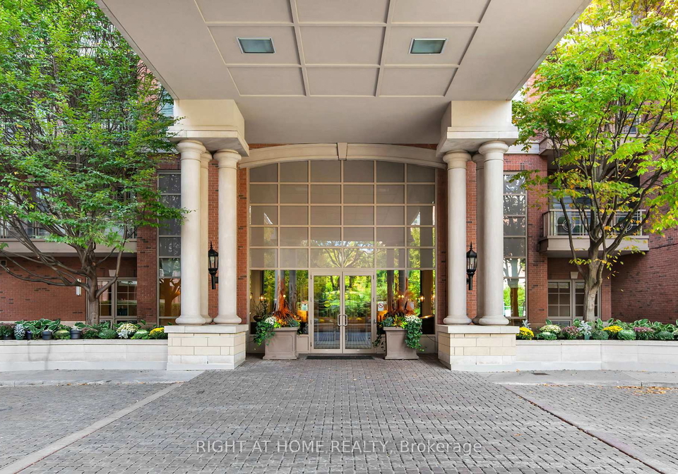 20-burkebrook-place-toronto-north-york-ontario-c13524124