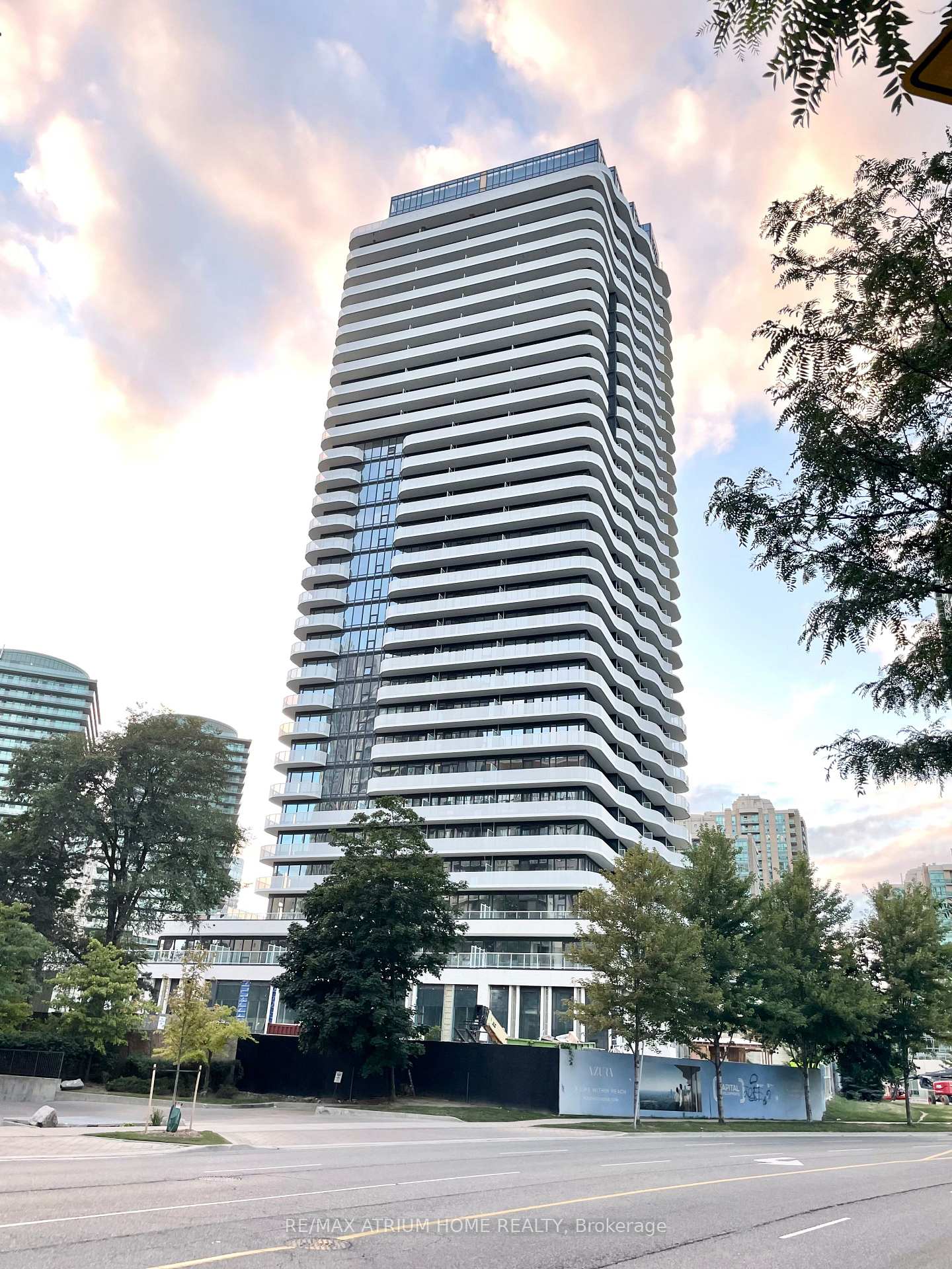 15-holmes-avenue-toronto-north-york-ontario-c13524404