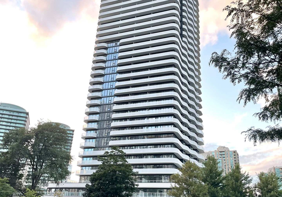 15-holmes-avenue-toronto-north-york-ontario-c13524404