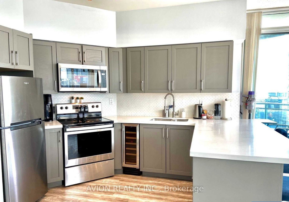 230-queens-quay-toronto-toronto-ontario-c13524538