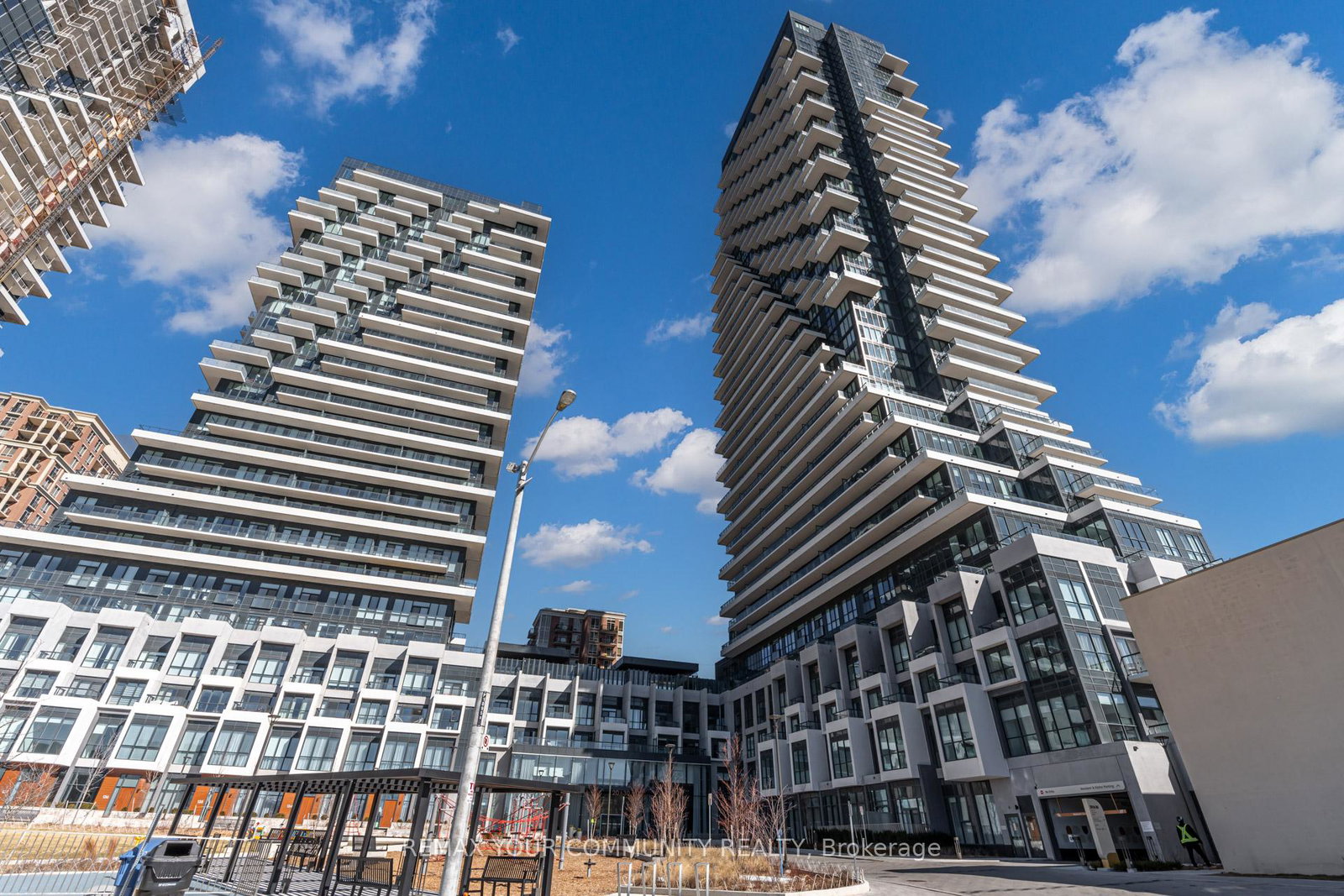 30-inn-on-the-park-drive-toronto-north-york-ontario-c13524606