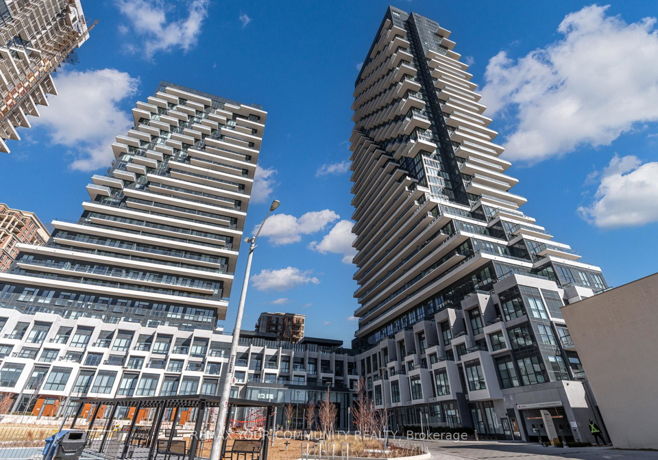 30-inn-on-the-park-drive-toronto-north-york-ontario-c13524606