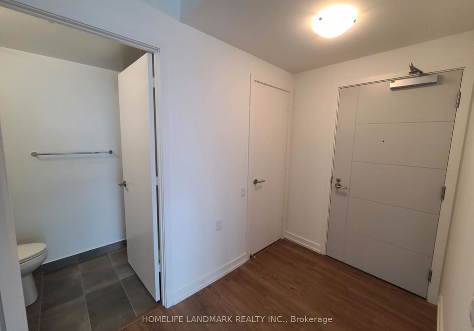 203-college-street-toronto-toronto-ontario-c13524620