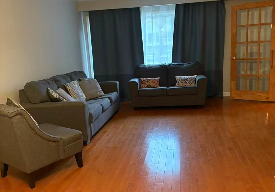 18-lynch-road-toronto-north-york-ontario-c13524802