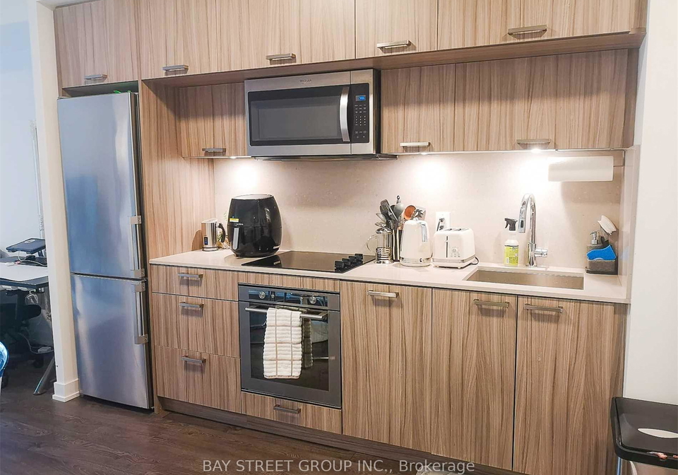 50-mccaul-street-toronto-toronto-ontario-c13524916