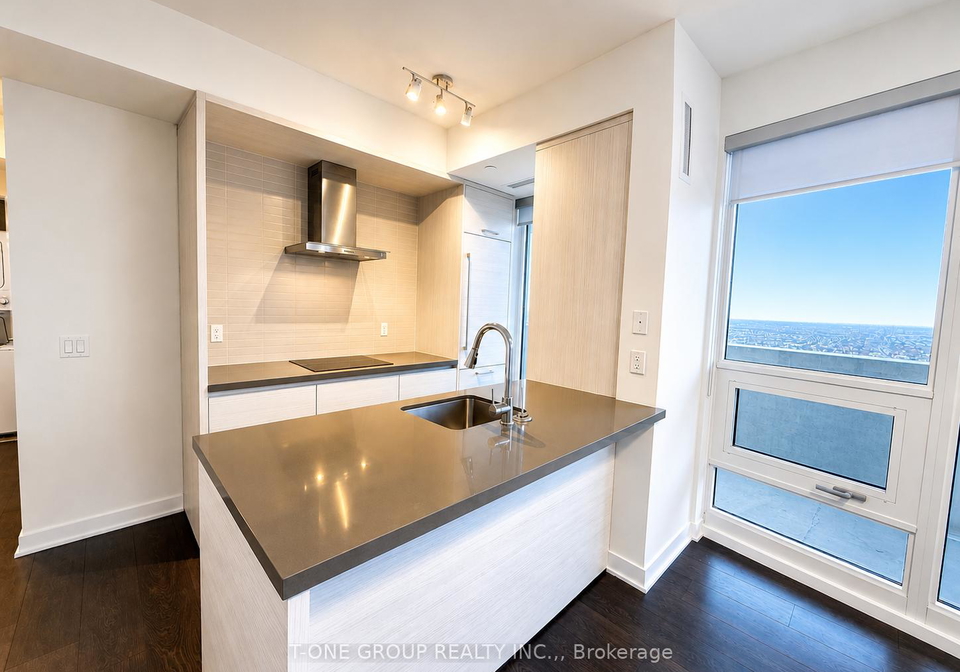 2221-yonge-street-toronto-toronto-ontario-c13524974