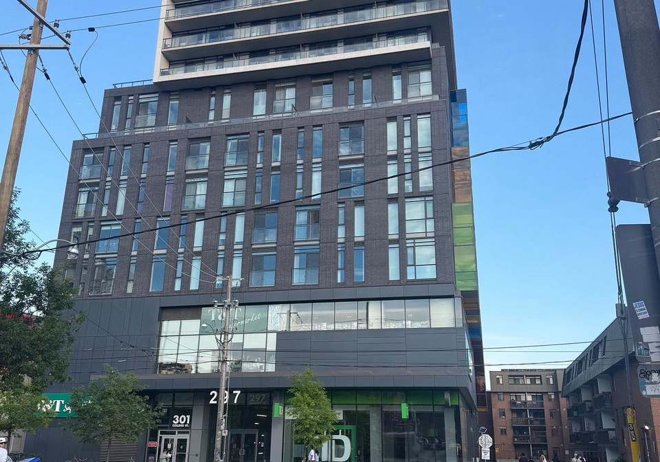 297-college-street-toronto-toronto-ontario-c13525102