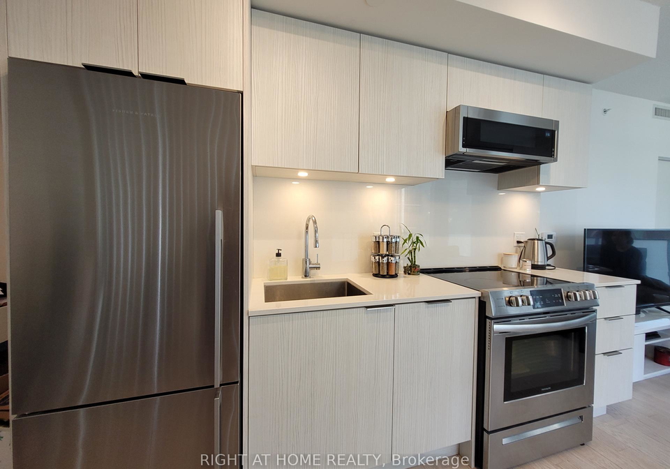25-richmond-street-e-toronto-toronto-ontario-c13525112