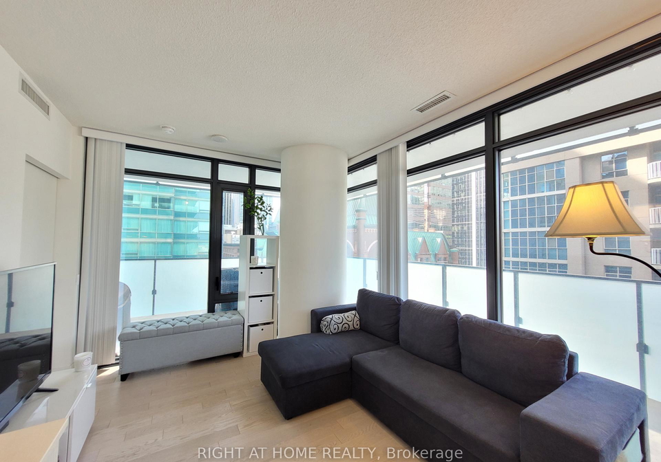 25-richmond-street-e-toronto-toronto-ontario-c13525112