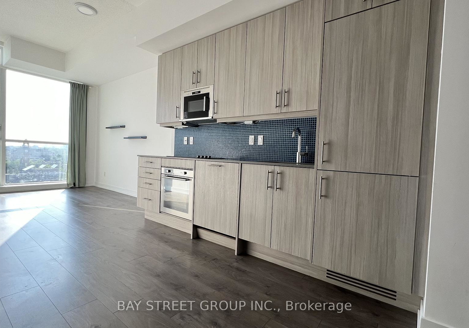 297-college-street-toronto-toronto-ontario-c13525140