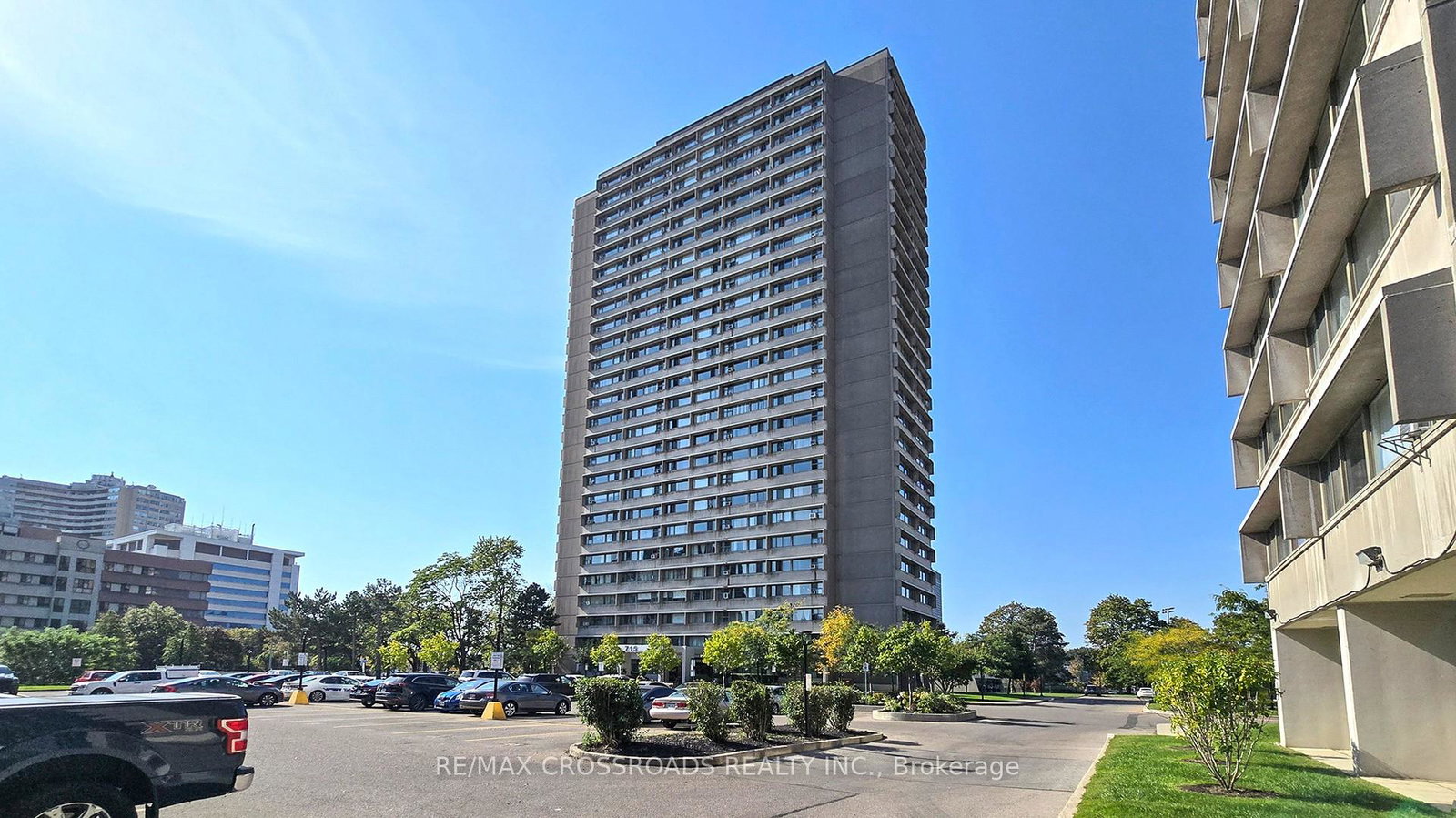 715-don-mills-road-toronto-east-york-ontario-c13525340