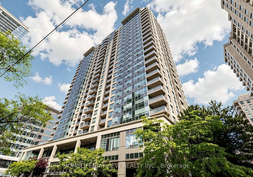 18-parkview-avenue-toronto-north-york-ontario-c13525436