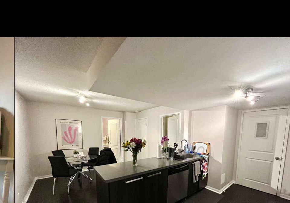 11-st-joseph-street-toronto-toronto-ontario-c13525840
