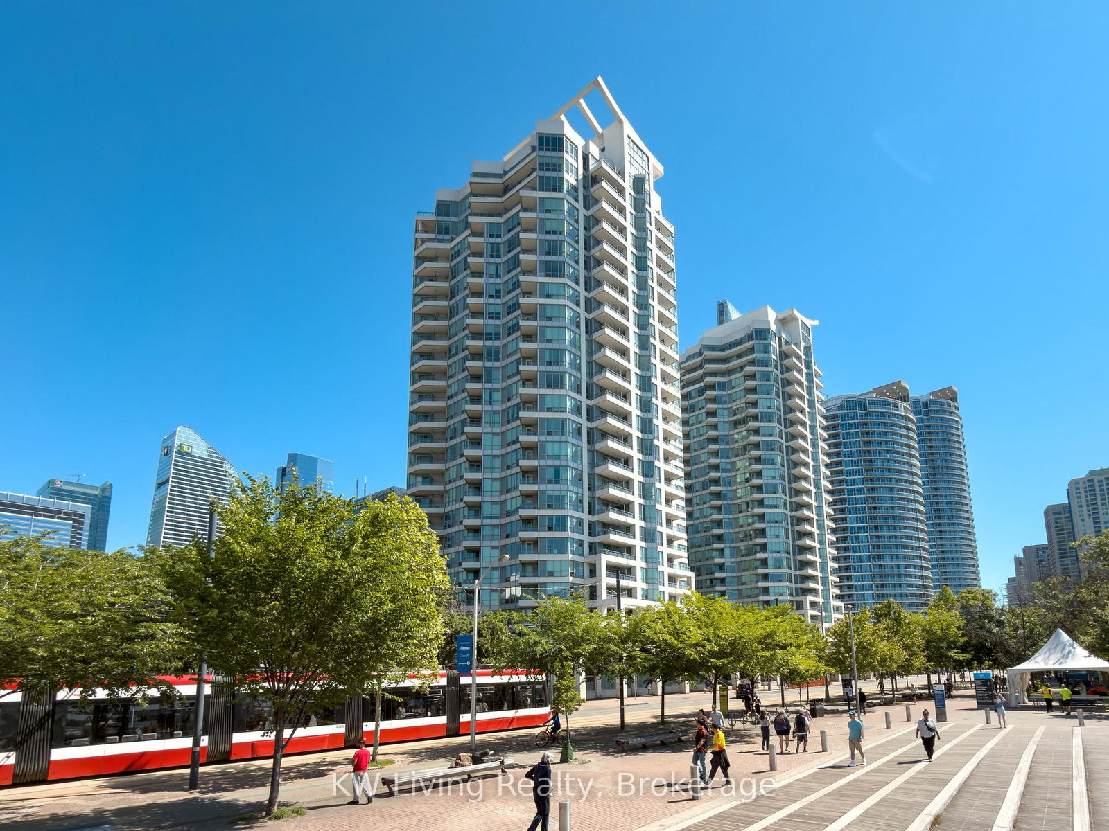 230-queens-quay-w-toronto-toronto-ontario-c13526022