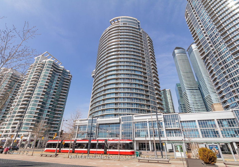 218-queens-quay-w-toronto-toronto-ontario-c13526108