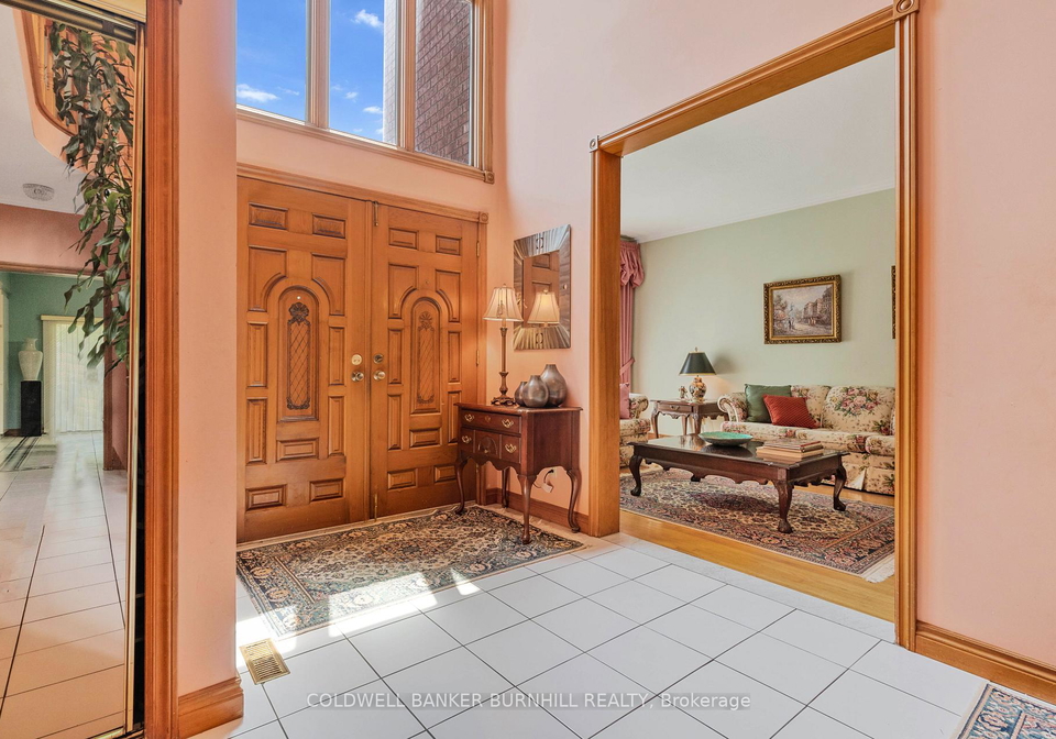 706-glencairn-avenue-toronto-toronto-ontario-c13526304