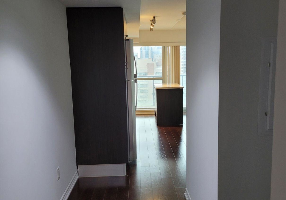 386-yonge-street-toronto-toronto-ontario-c13526350