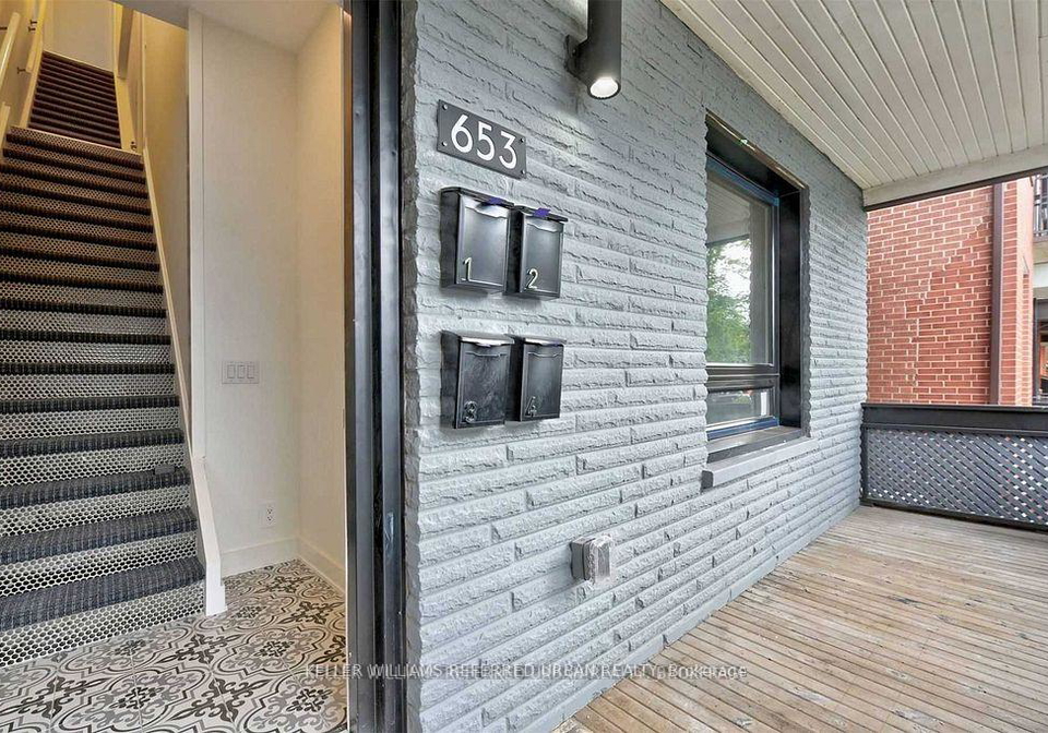 653-manning-avenue-toronto-toronto-ontario-c13526426