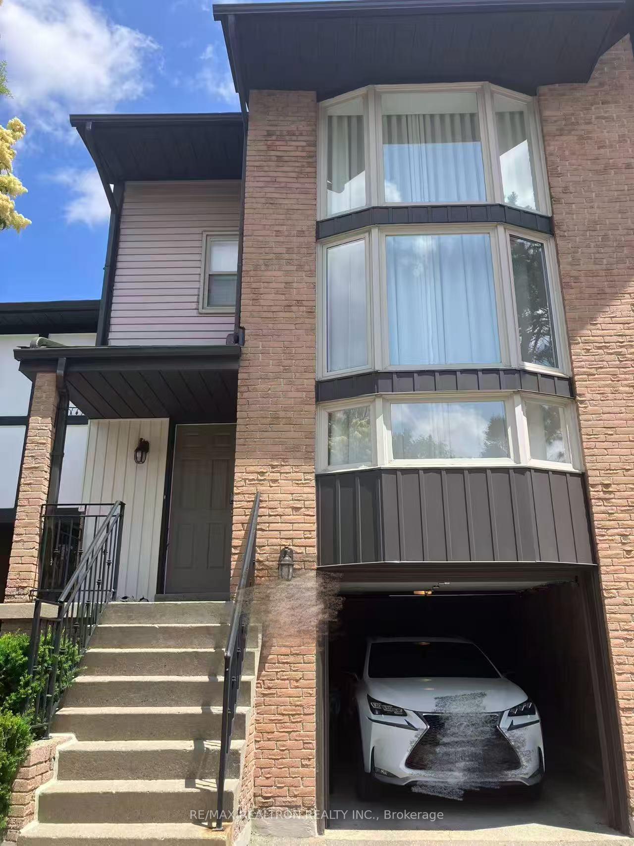 45-english-ivy-way-toronto-north-york-ontario-c13526644