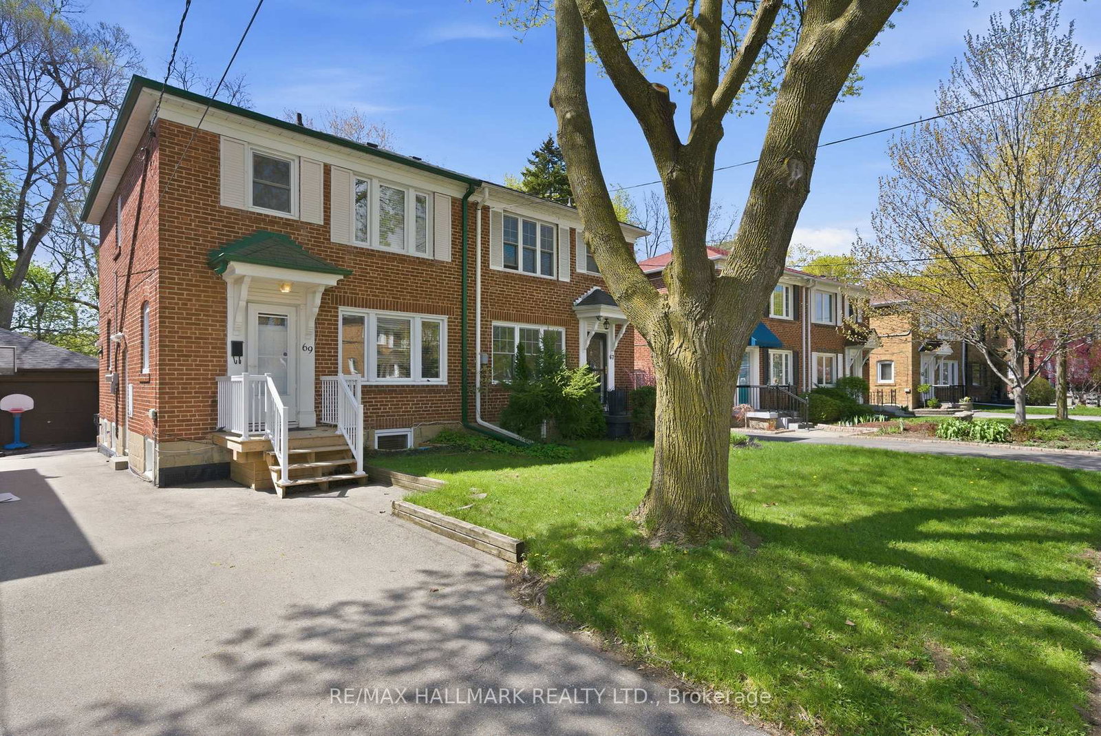 69-thursfield-crescent-toronto-east-york-ontario-c13526666