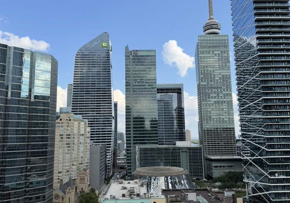 126-simcoe-street-toronto-toronto-ontario-c13526674
